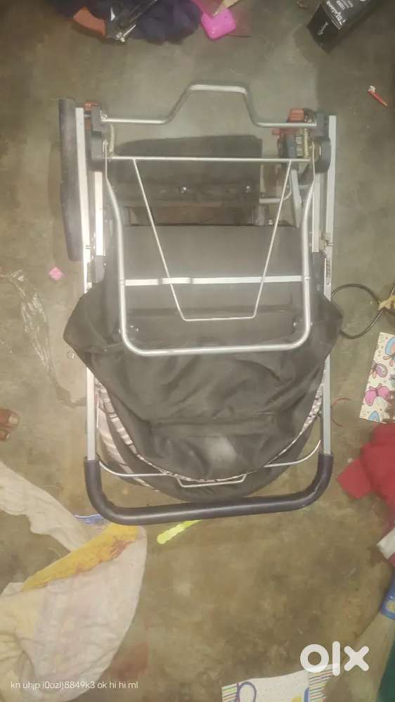 Baby trolley foldable