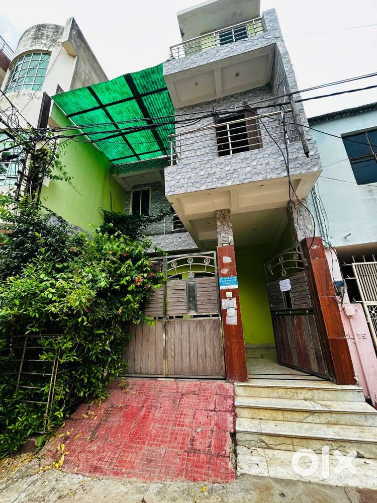 2 separate room with attach bathroom and kitchen near maharaja complex