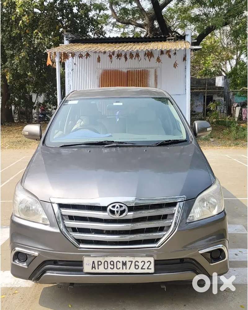 Toyota Innova 2012 Diesel Well Maintained