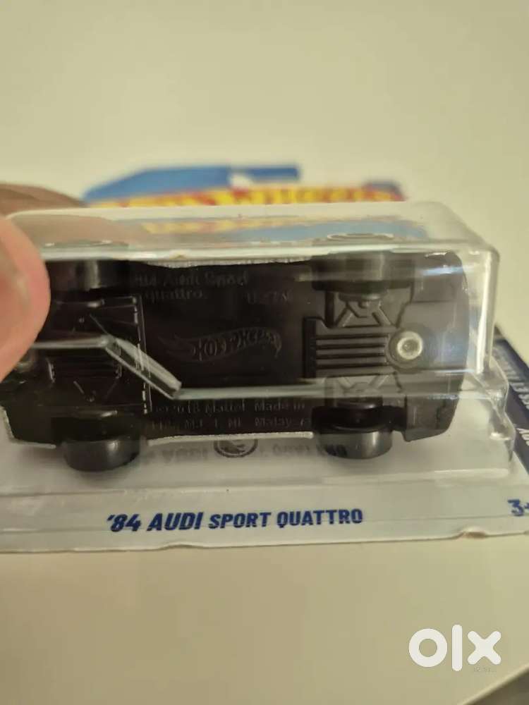 Hot wheels main line treasure hunt car