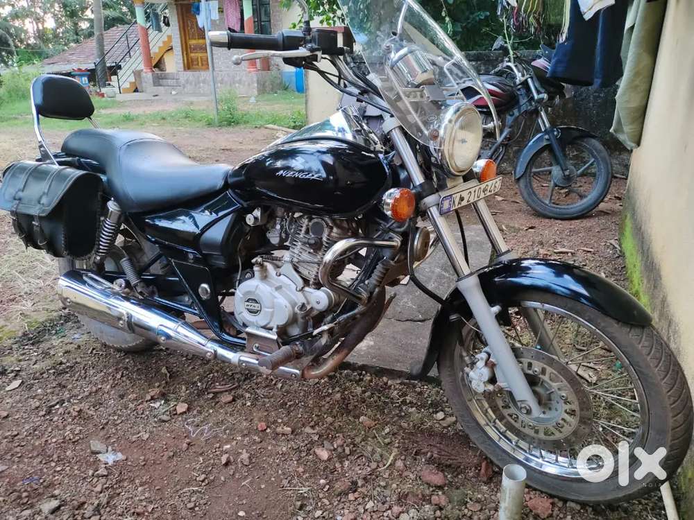 Bajaj Avenger Cruise 220