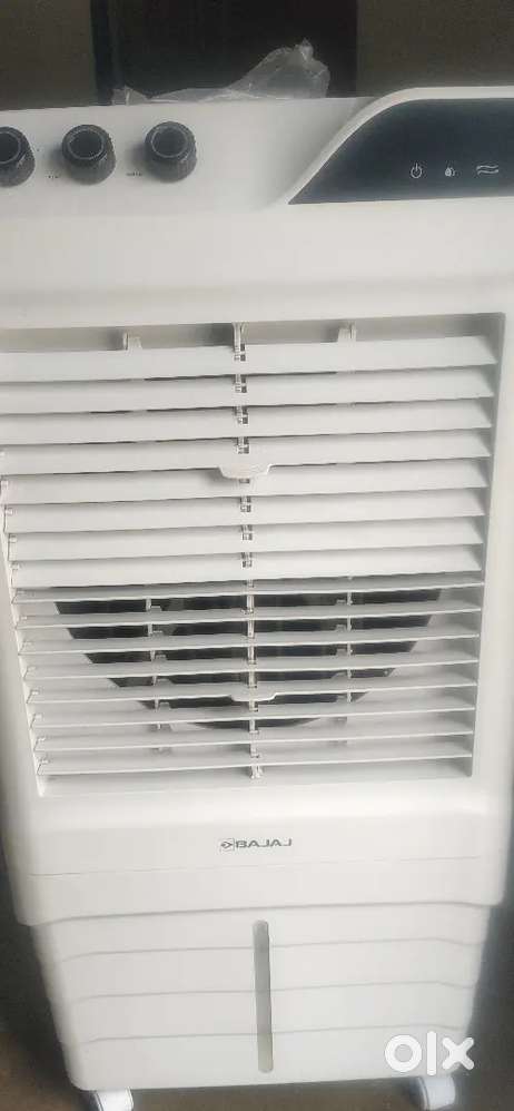 BAJAJ

90 L Desert Air Cooler (White, DMH90 Neo)