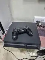PS4 SLIM 1TB WITH 1YEAR PS PLUS DELUXE SUBSCRIPTION