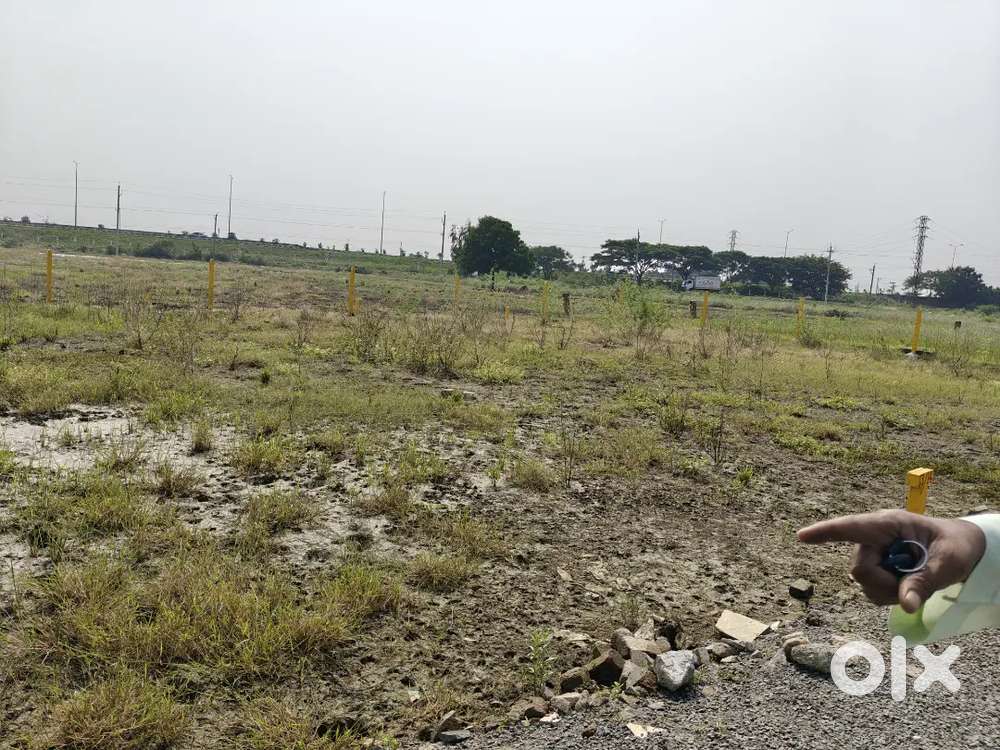 Land for rent 300 sq yard