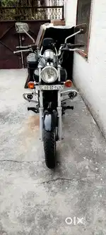 Avenger 220cc DTS-i