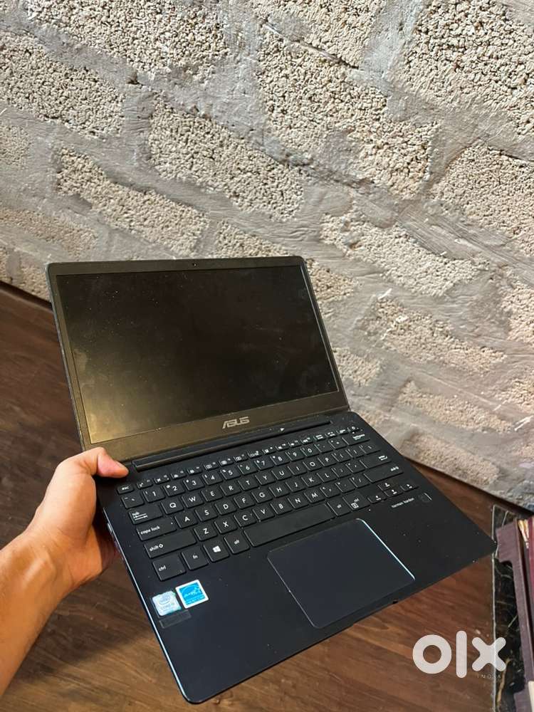 Asus Zenhook 13 i5 8th gen