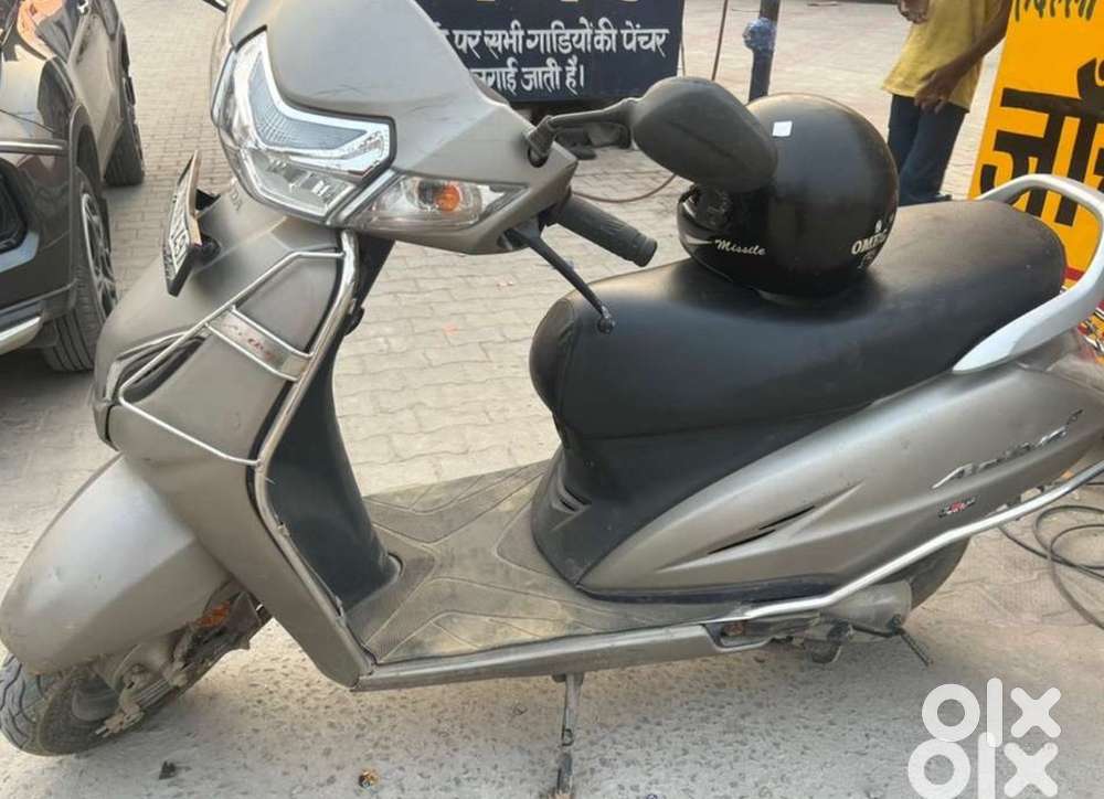 Selling well-maintained Honda Activa 5G, 2019 model