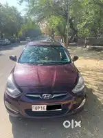 Hyundai Fluidic Verna 2013 Petrol 70800 Km Driven