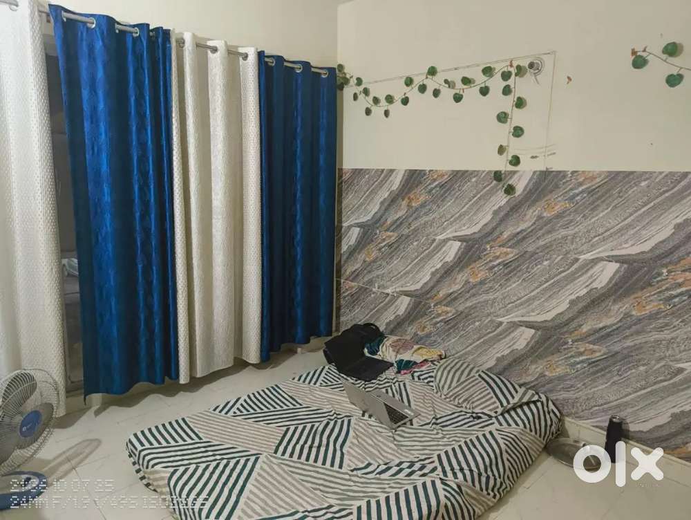 Independent flat neaf Hcl it city lucknow