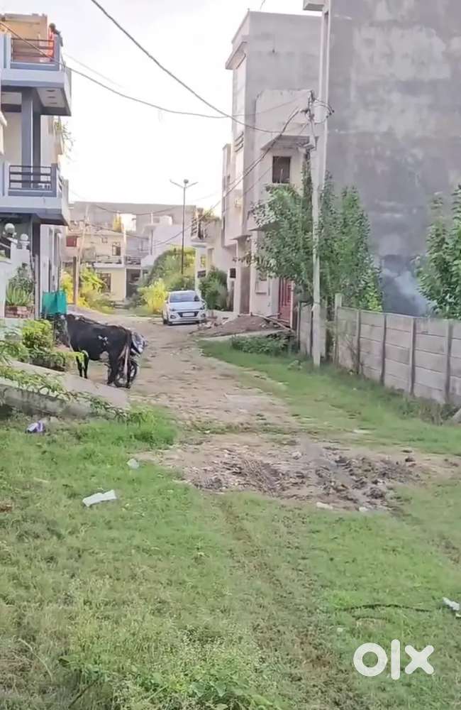 पुलिस हेडक्वार्टर से मात्र 1 km के दूरी पर प्लॉट लें