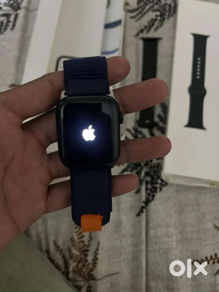 SERIES 7
Midnight Aluminum Case
Midnight Sport Band
45MM