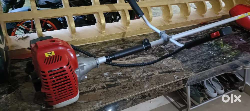 Brush Cutter (Grass Cutter )