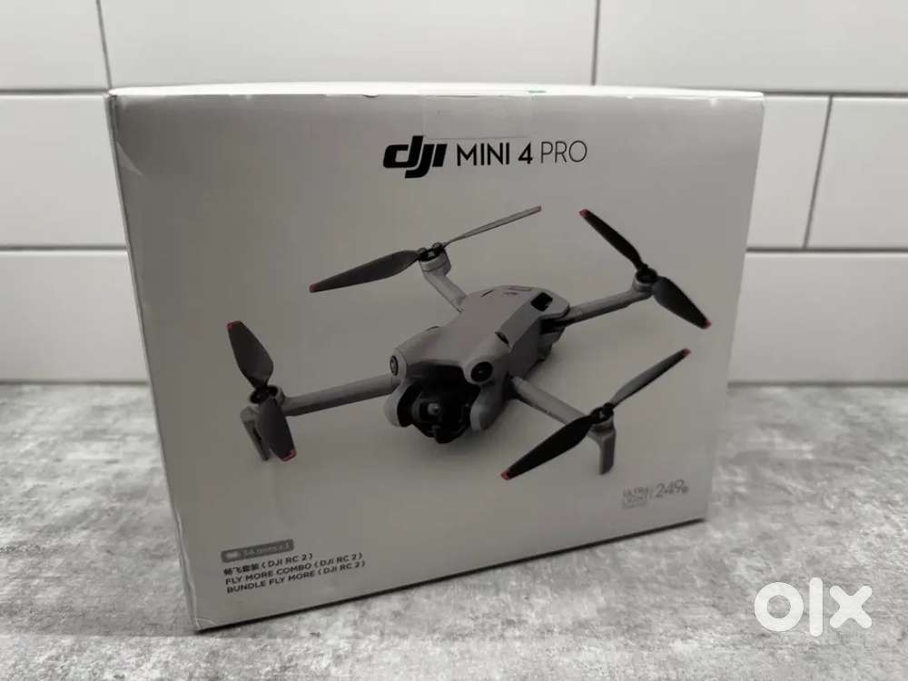 DJI Mini 4 Pro Fly More Combo Camera Drone with RC 2 Remote Pre-used