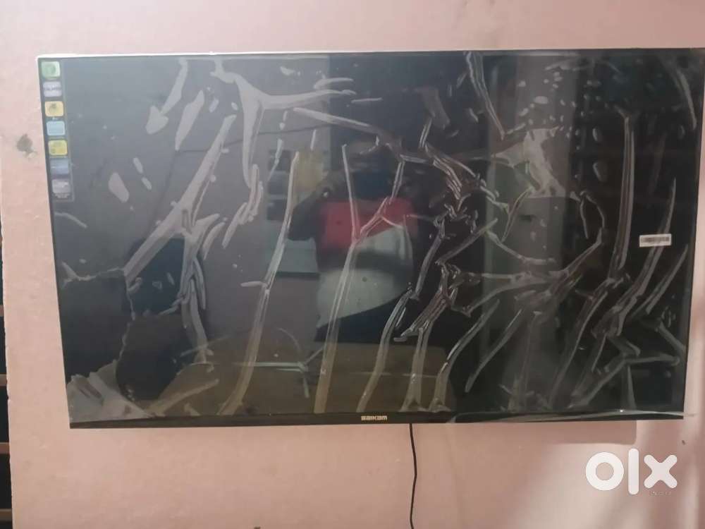 New unused LED tv clearance sell.