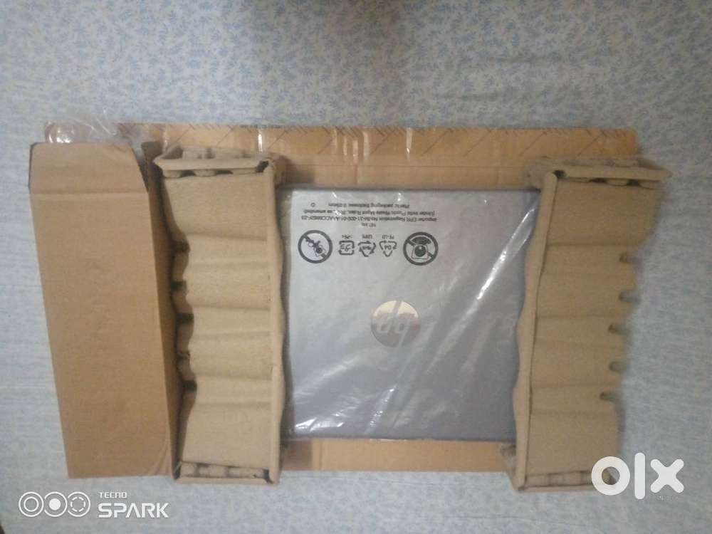 HP 15 (2025), AMD Ryzen 3 7320U Quad Core - (16 GB/512 GB SSD/AMD Rade