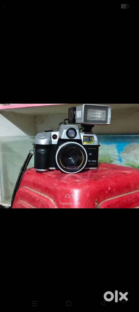 Camera  of Olympia dl 1900