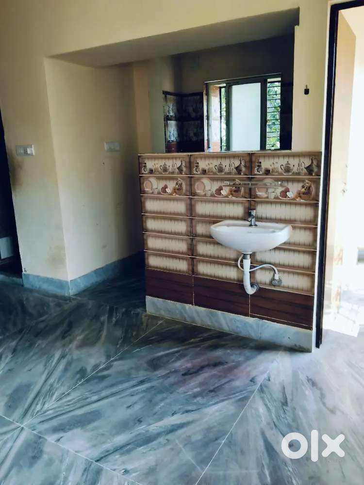 Single room with toilet and kitchen for bachelor and family
