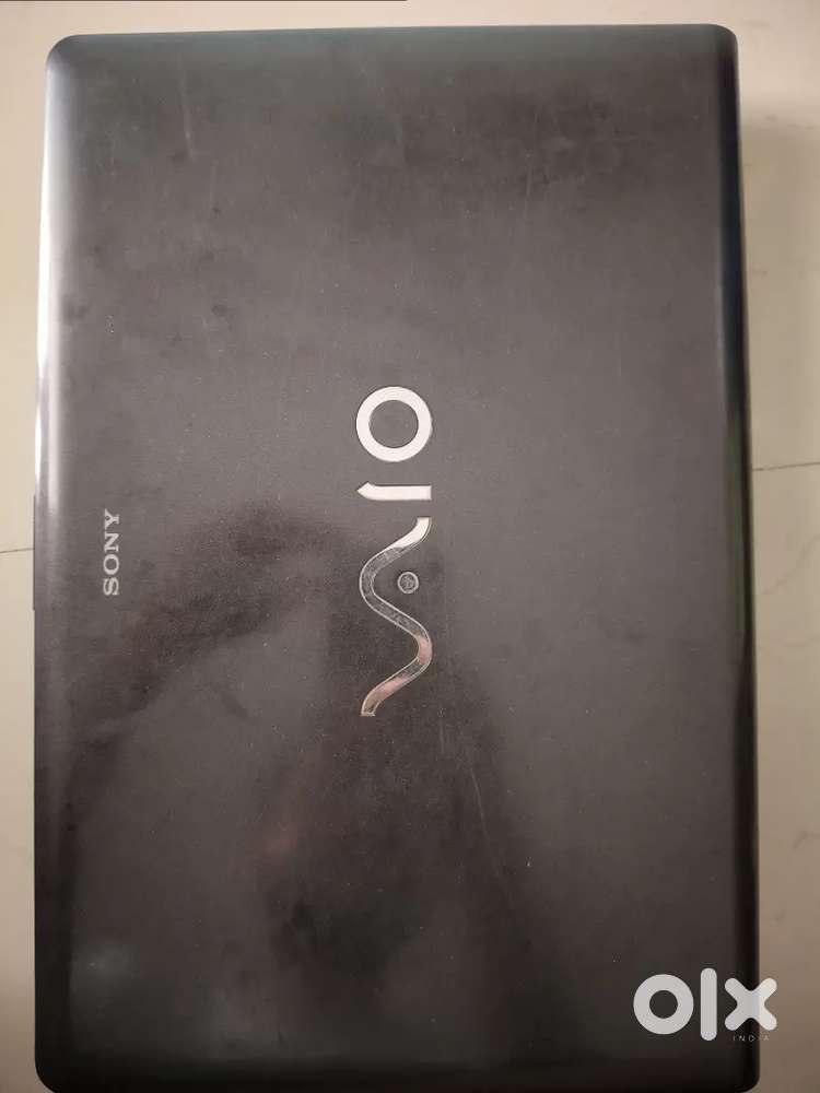 SONY VAIO i3/512 SSD/4GB RAM Laptop
