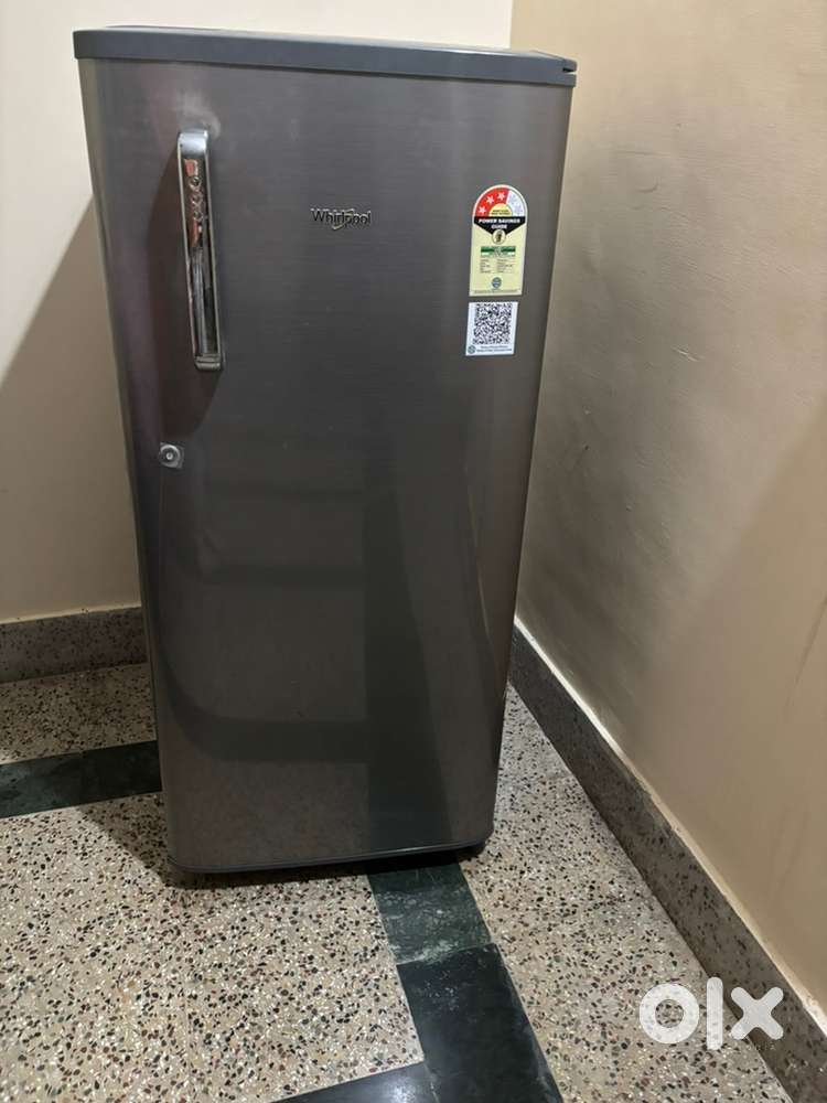 Whirlpool Single Door Refrigerator – Excellent Condition