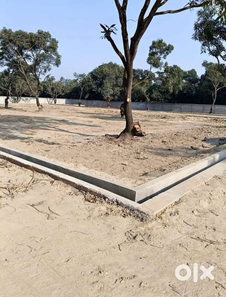 Ayodhya me hotel k liye jamin lijiye turant kabje k sath