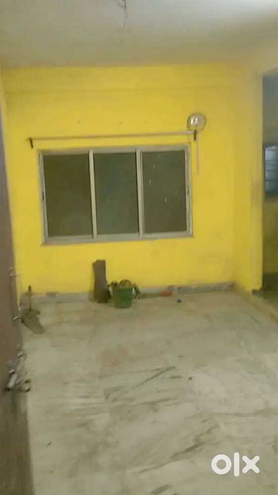 1RKB in posh area on road position at 30/1E C N Roy Road