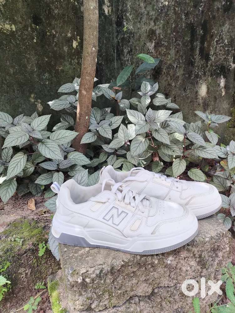 Shoe like new size 9
