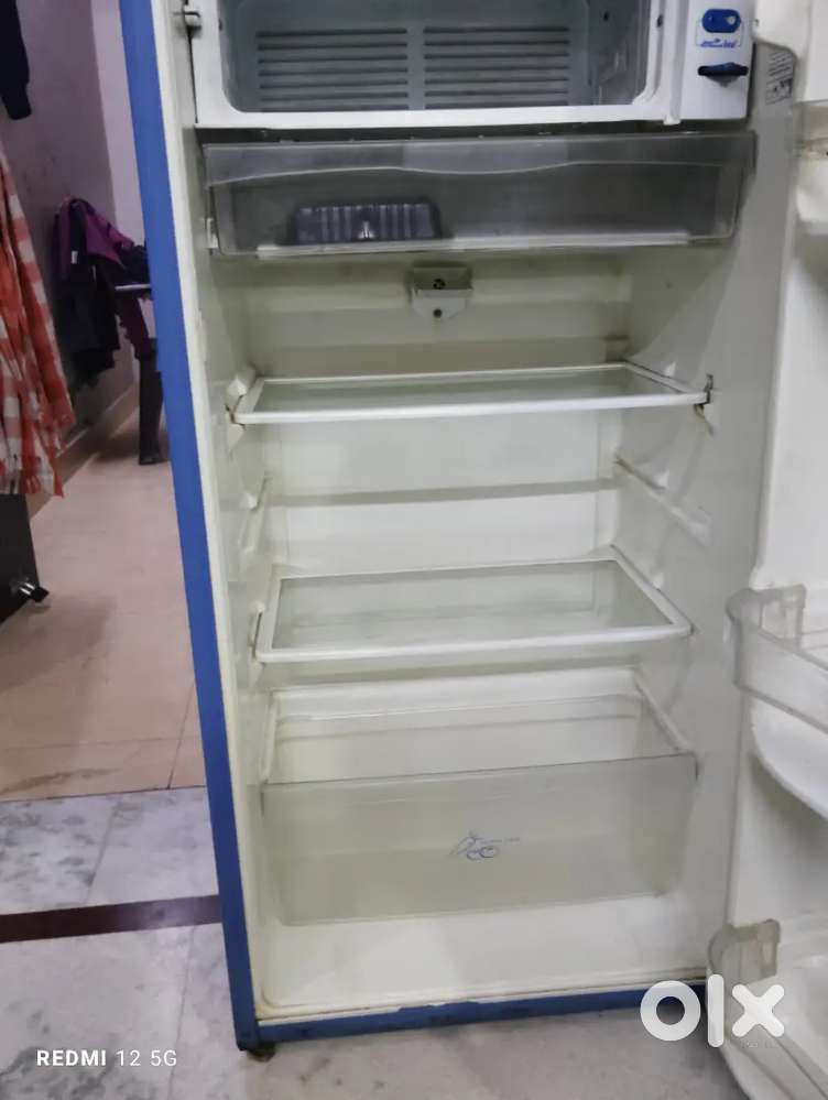 Whirlpool single door fridge(under 200 litre) 5 star