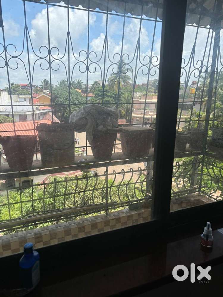 Porvorim 3bhk available for rent 40k furnished falt close to mall de g