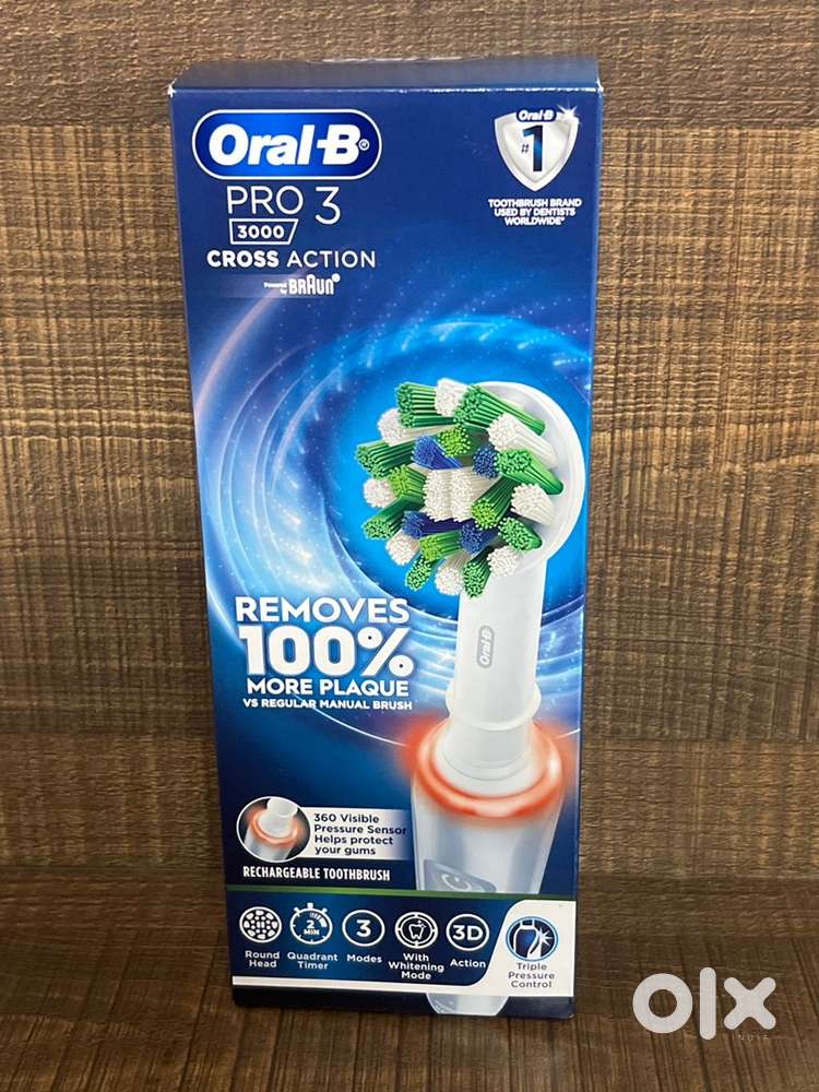 Oral-B PRO 3 Rechargeable Electric Tooth Brush