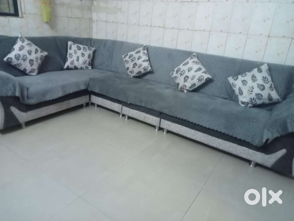 L type Sofa 6 X 8