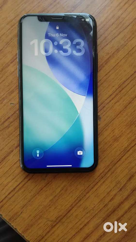 I phone 11 pro  capacity 256gb model 4g