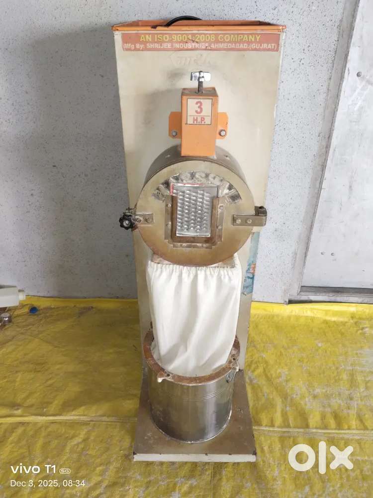 Marshal company 3 HP Grinder machine