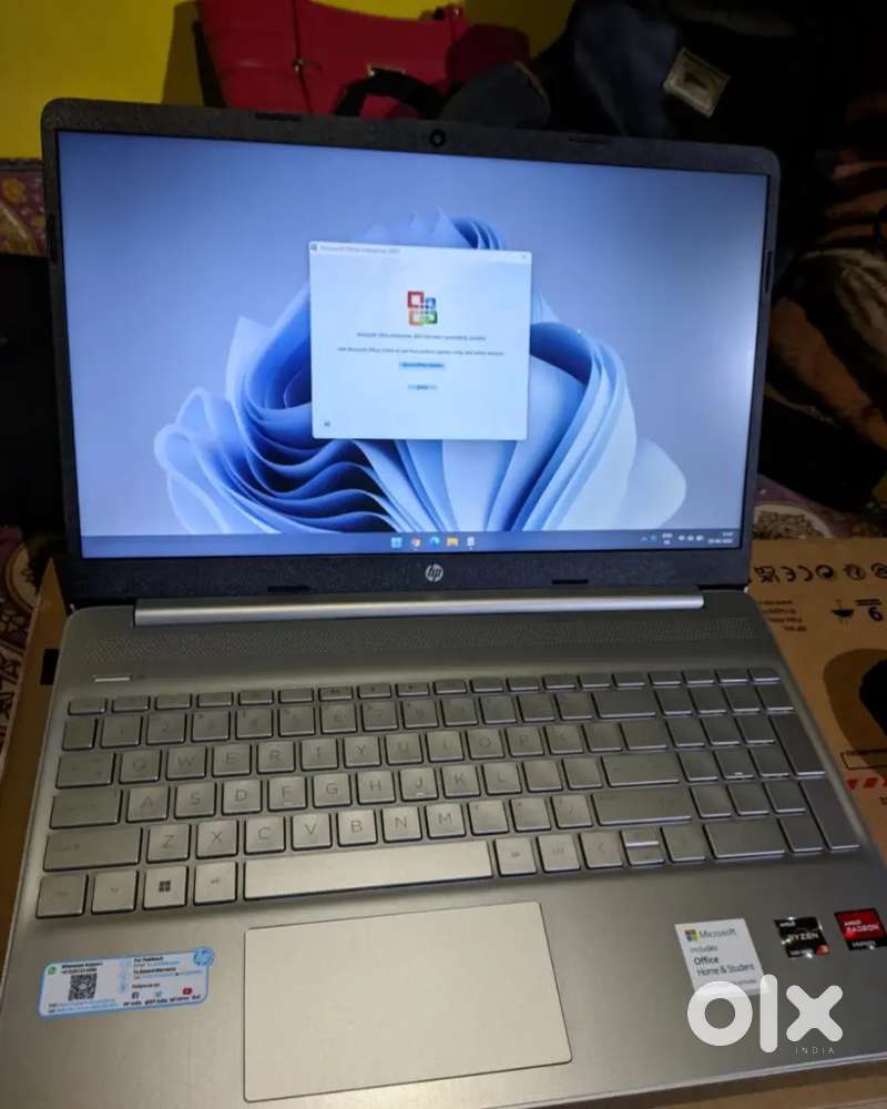 4yr hp laptop