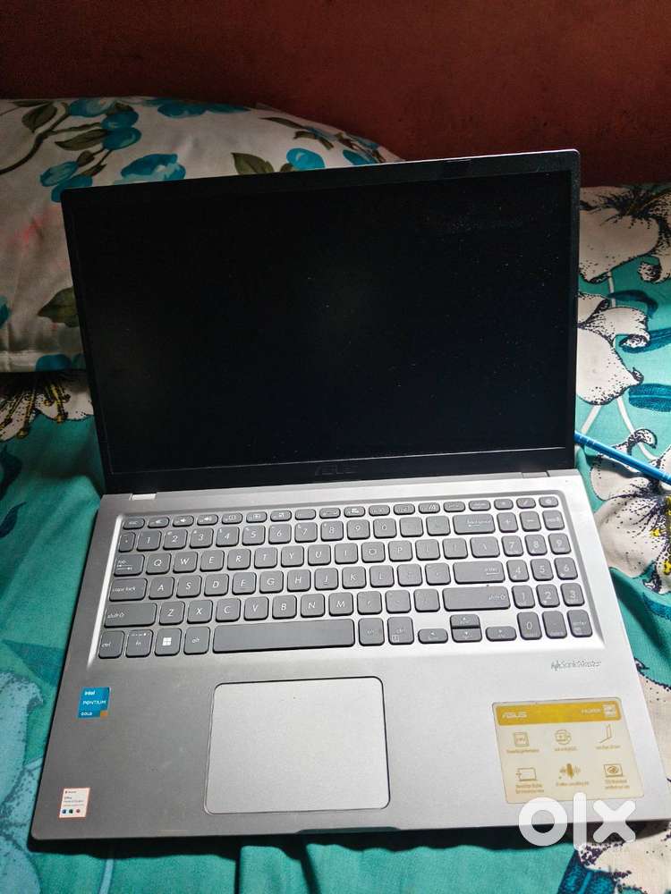 Asus vivobook laptop