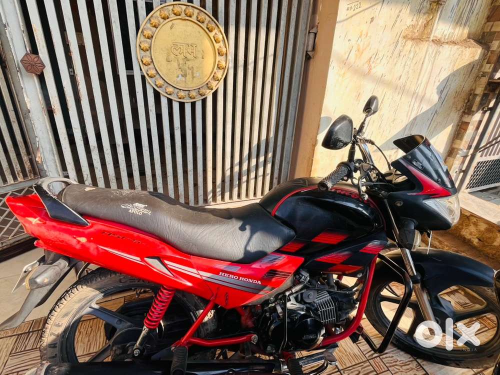 A hero honda glamour
