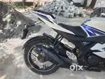 Yamaha R 15 V2