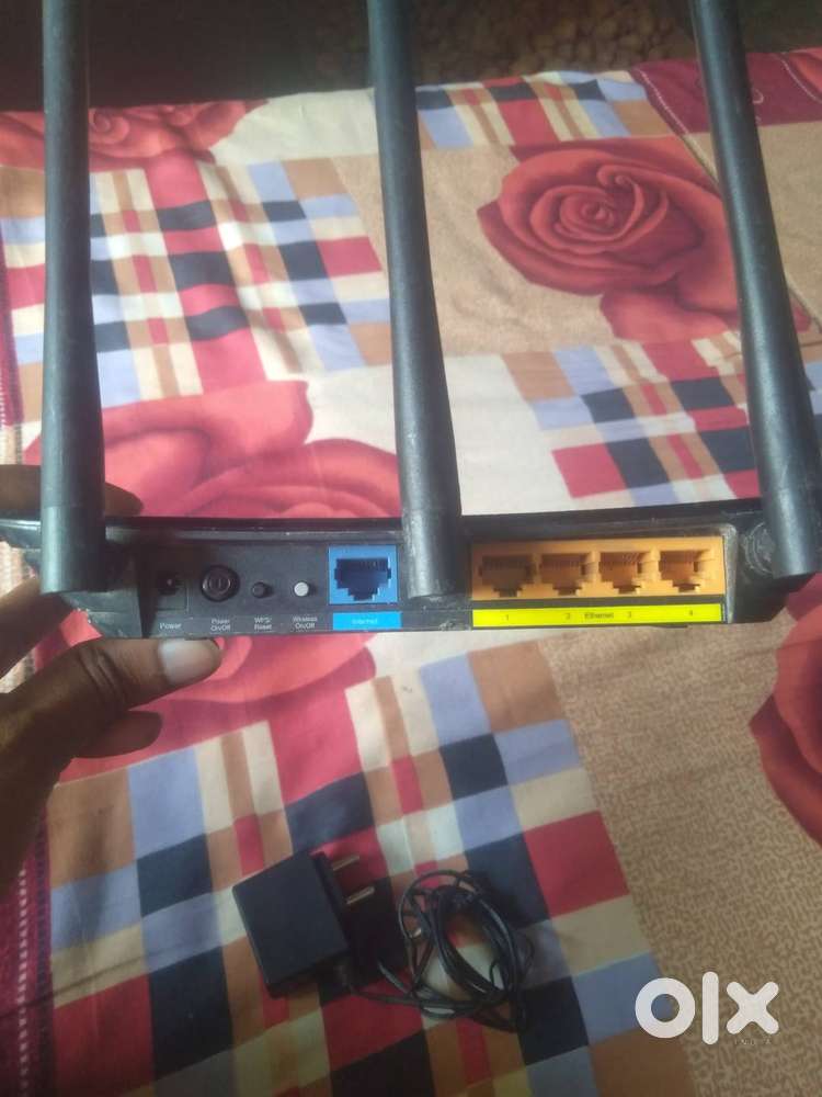 Tp link router good condition all working condition
