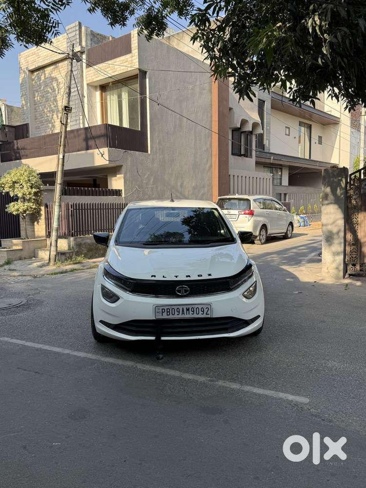 Tata Altroz 1.2 XT, 2023, Diesel