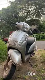 125cc engine and leg lighting