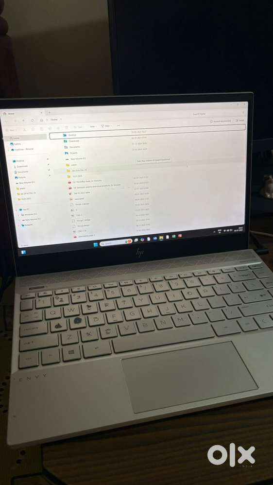 hp envy 13.3 lightweight laptop