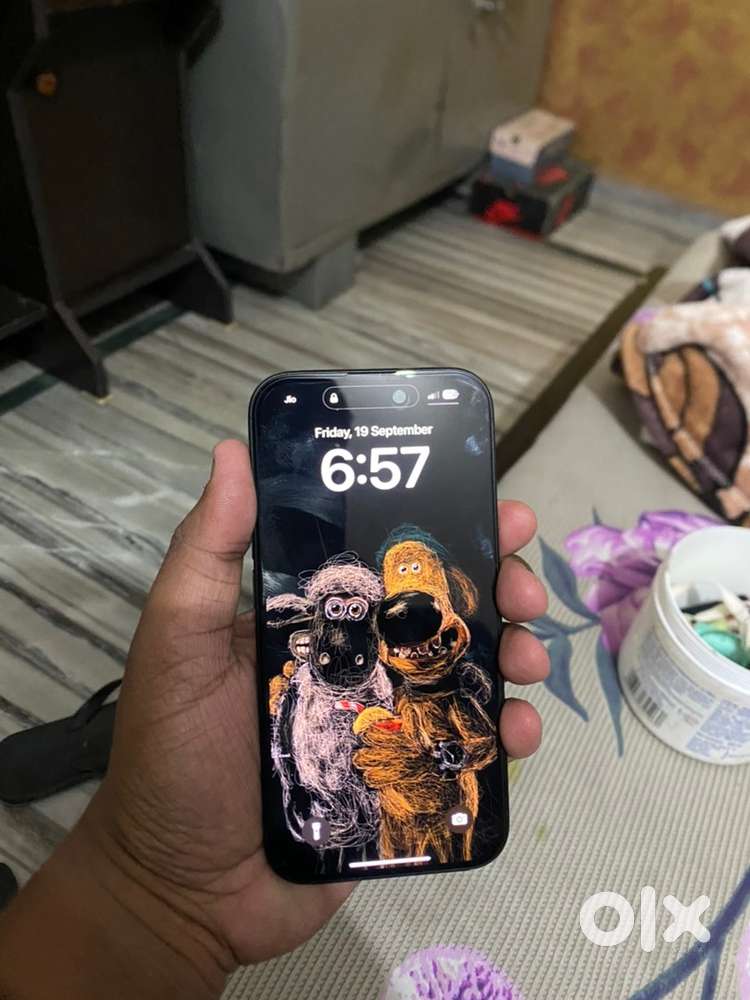 I phone 16 256 turbo gb. With box cabel battery normal 5 day purana