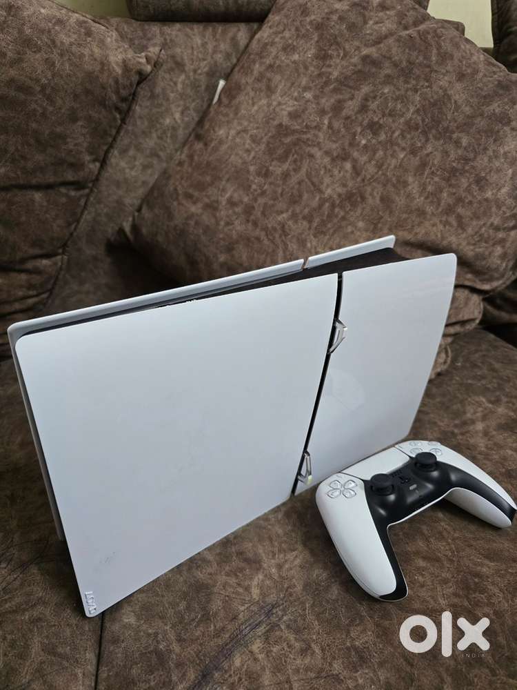 Ps5 slim Digital Edition 1tb - 2 months old