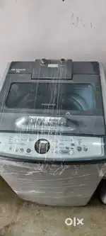 LG washing machine fully automatic top load good condition with warra