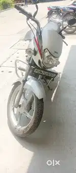 Hero/ hf deluxe 2015 mode a bike in very good condition