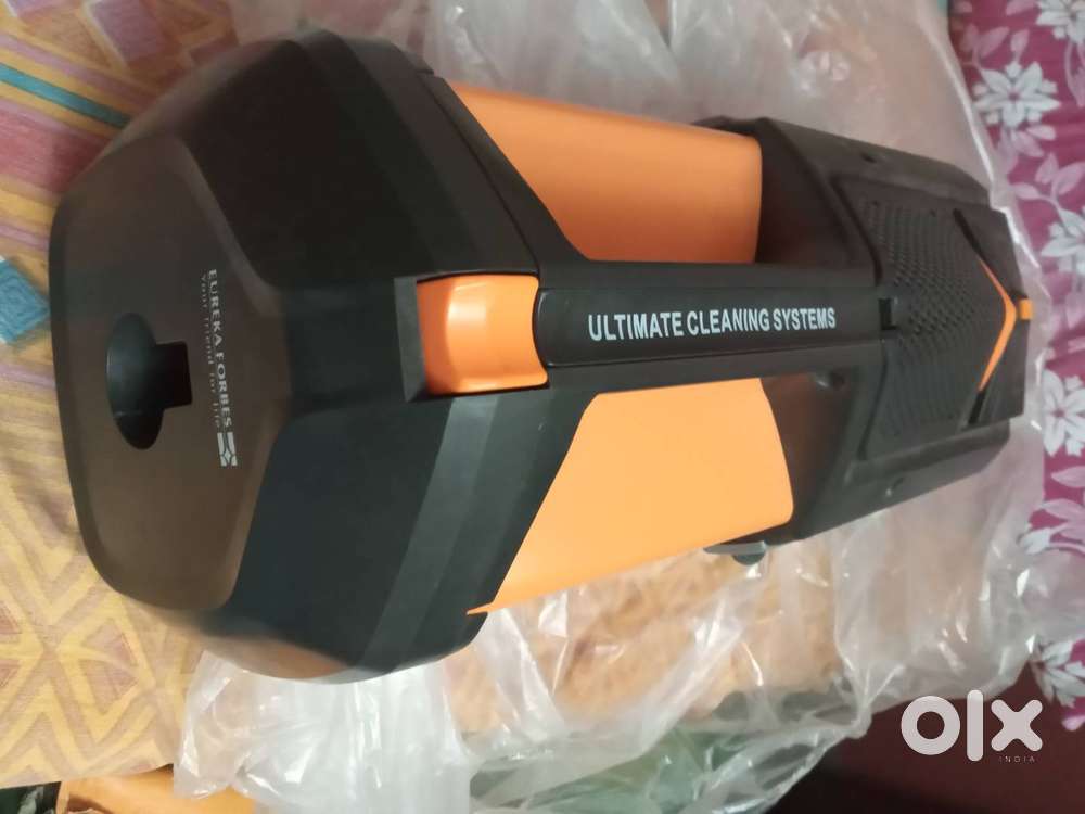 An unused Ureka Forbs vaccum cleaner for sale
