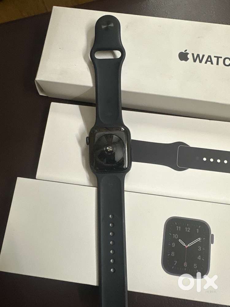 Apple watch SE series with box