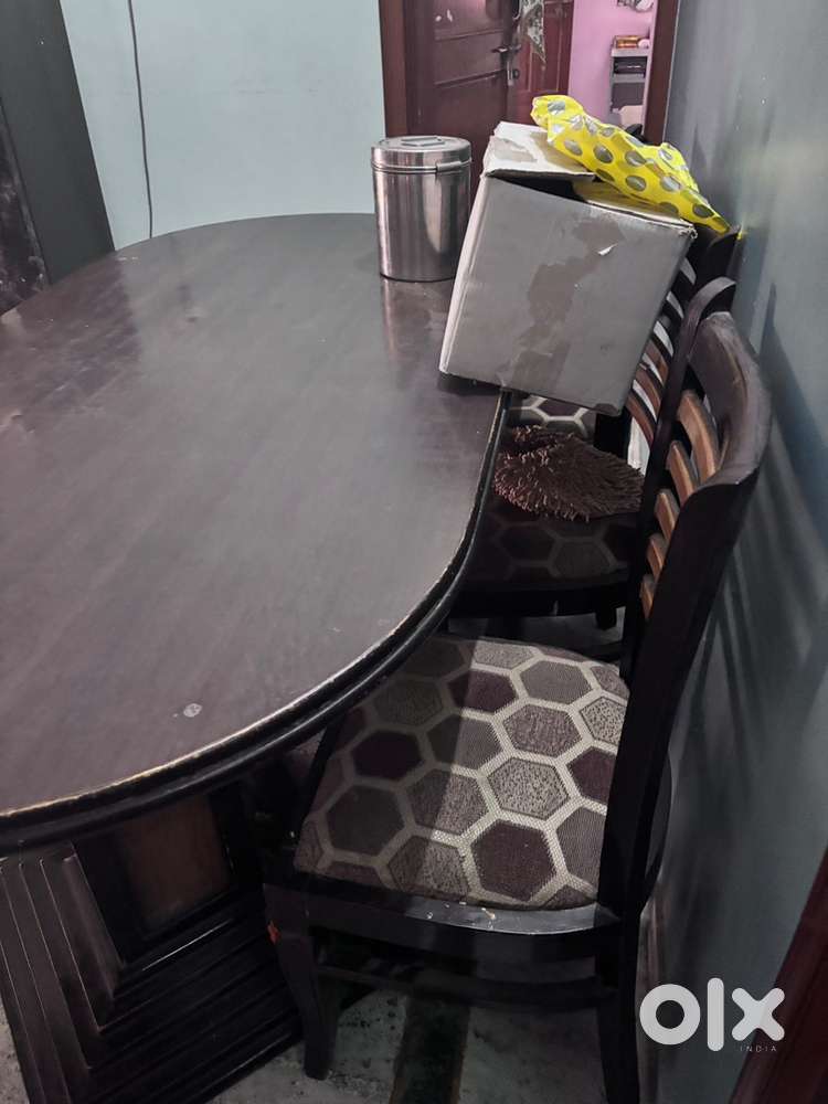 6sitter dining table