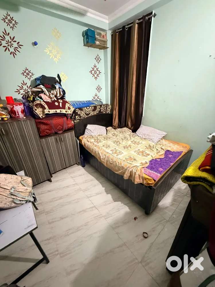 Upper ground floor near Vishal mega Mart