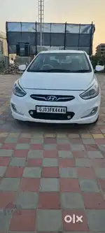Hyundai verna 1.6(o) top model push start 2nd owner childac newbattary