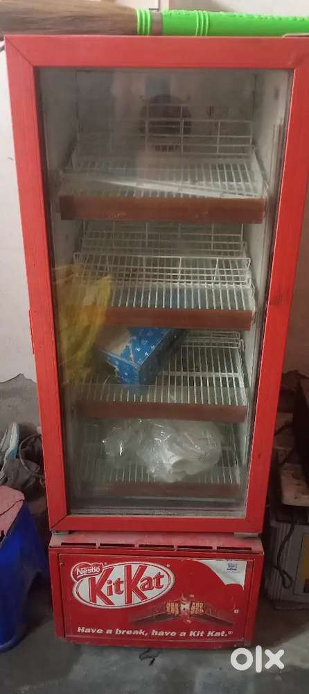Kit kat choklet fridge